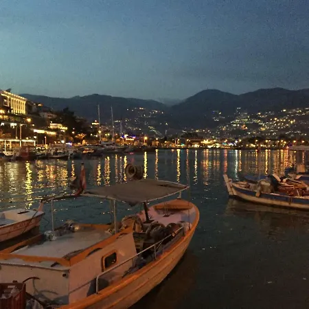 Apartament Апартаменты В Центре Алании Alanya